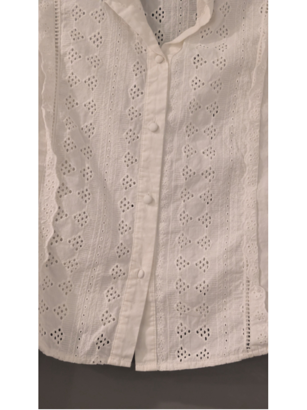 Women's Zara White Eyelet Embroidered Blouse Size S - Picture 2 of 10